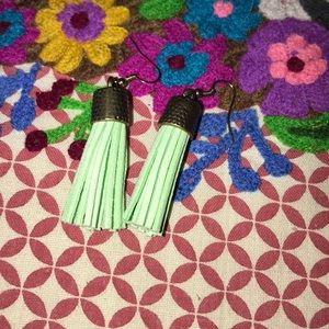 MINT GREEN HANDMADE TASSEL EARRINGS 🖤🖤
